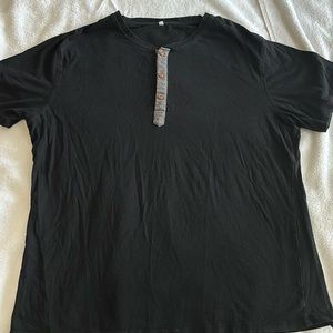 Unknown brand Men’s XL crew neck tee